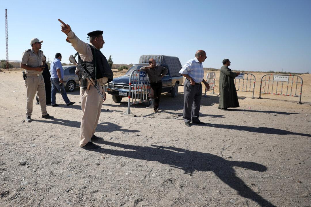 Gunmen Kill 26 in Attack on Christians in Egypt