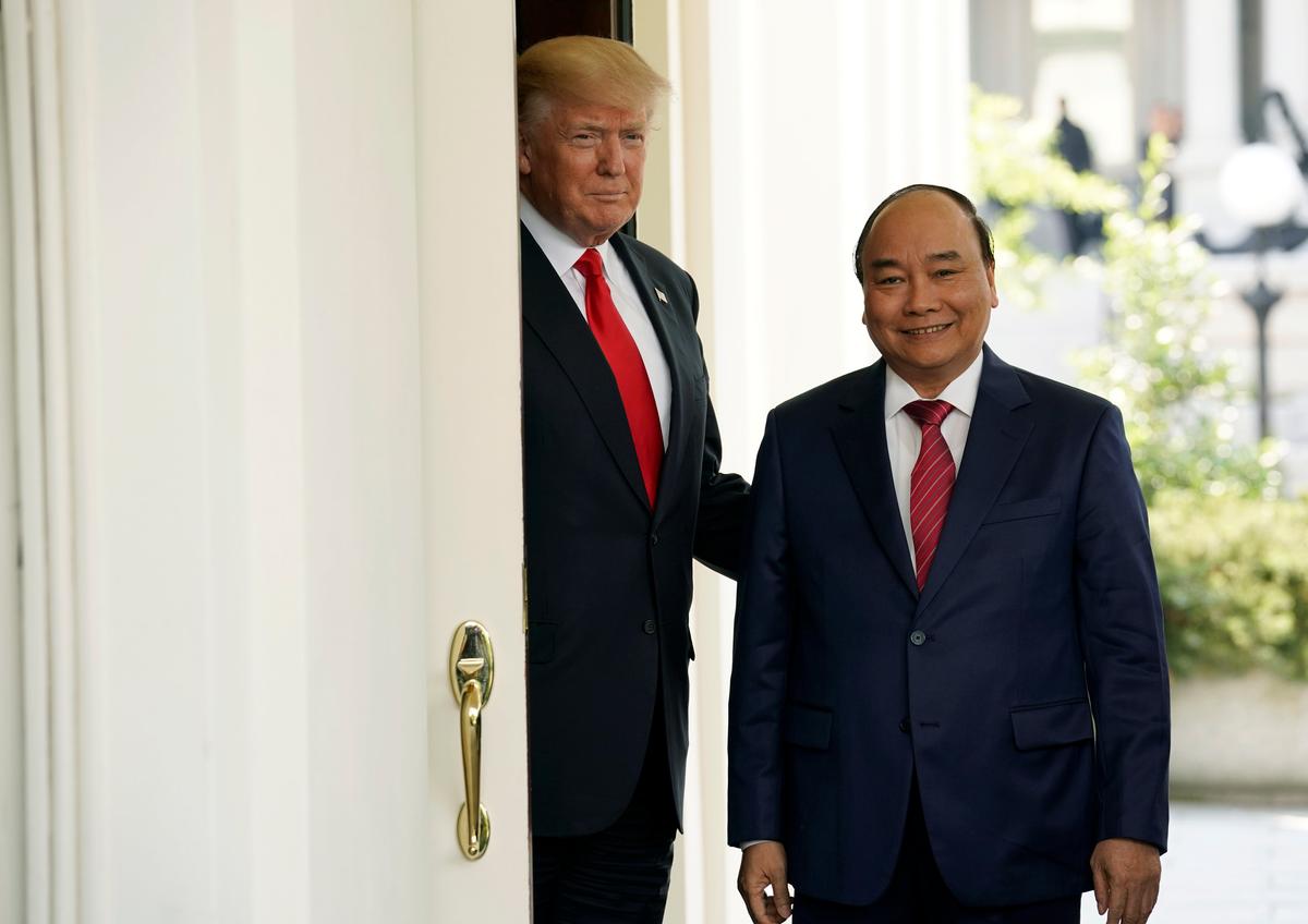 US Companies Sign Billions in Deals With Vietnam