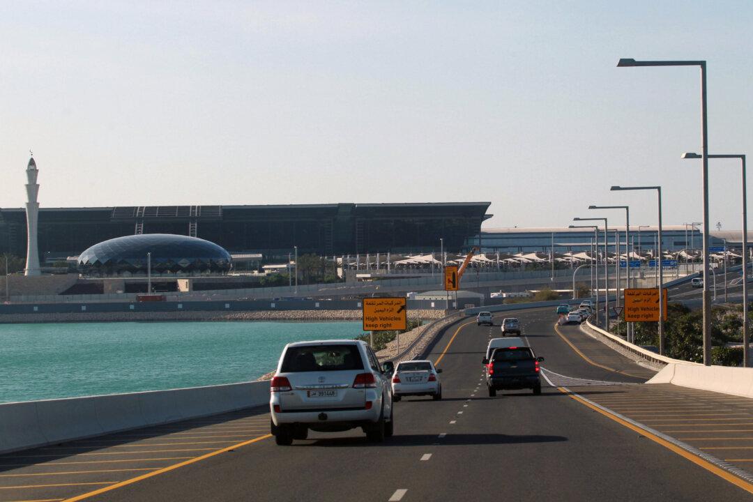 Saudi Arabia Revokes Qatar Airways’ Licenses