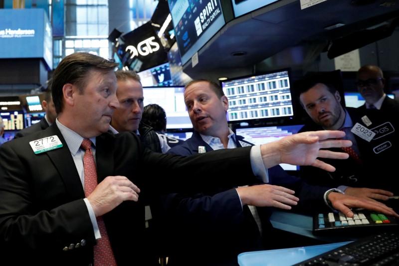 Wall Street Edges up as Investors Digest Comey’s Testimony