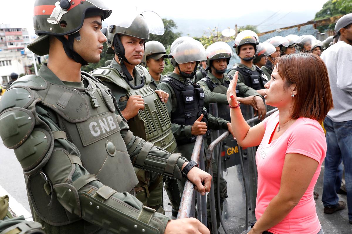 Venezuela’s Chief Prosecutor Says Government Harassing Her Family