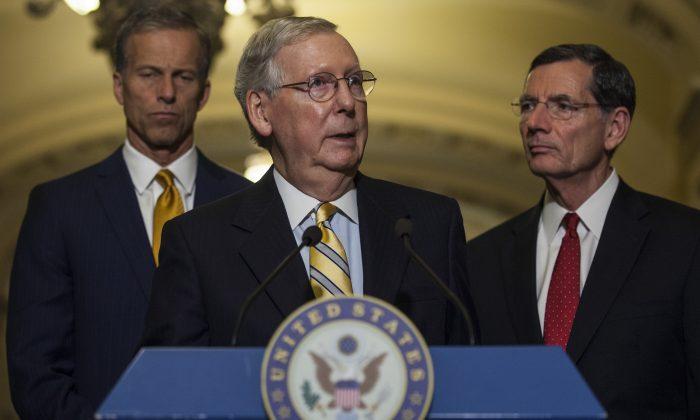 Republicans Mull Giving Up Recess to Work on Healthcare, Tax Reform, Budget