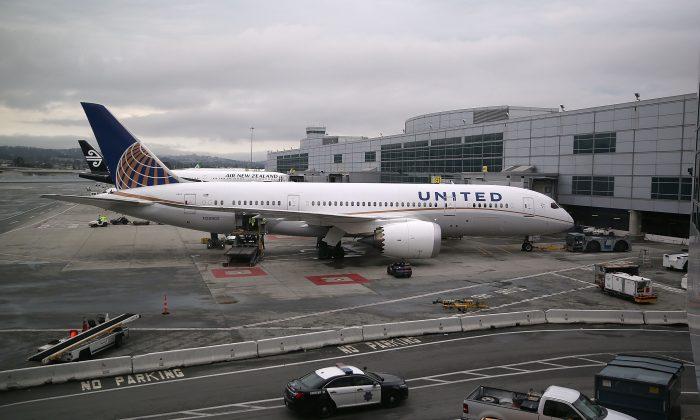 14 Injured on United Airlines Flight Due to Turbulence