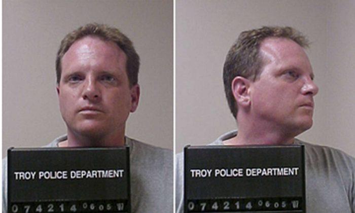 Illinois Man Charged for Threatening to Assassinate Trump
