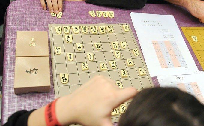 14-Year-Old Shogi Player Breaks Record for Most Consecutive Wins