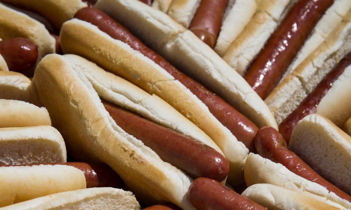 Hot Dog Festival Exalts Hot Dog Dynasties Started by Immigrants