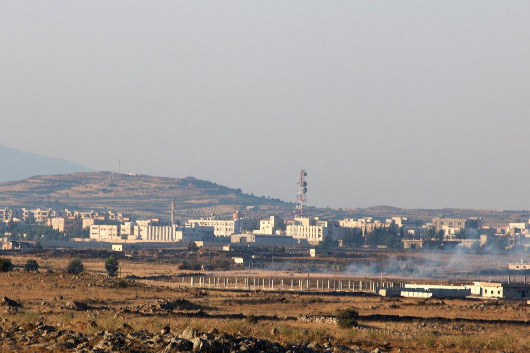 Israeli Army Says Terrorists Placing Explosives Along Syria Frontier
