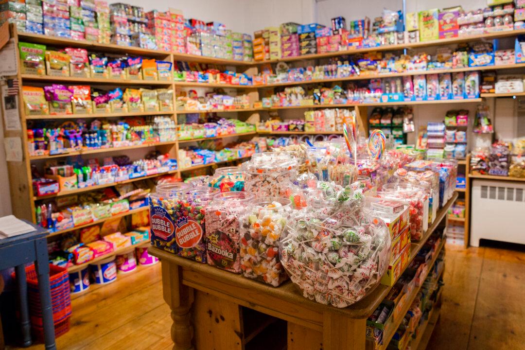 MPs Debate Bill That Would Outlaw Advertising Sugar to Canadian Kids