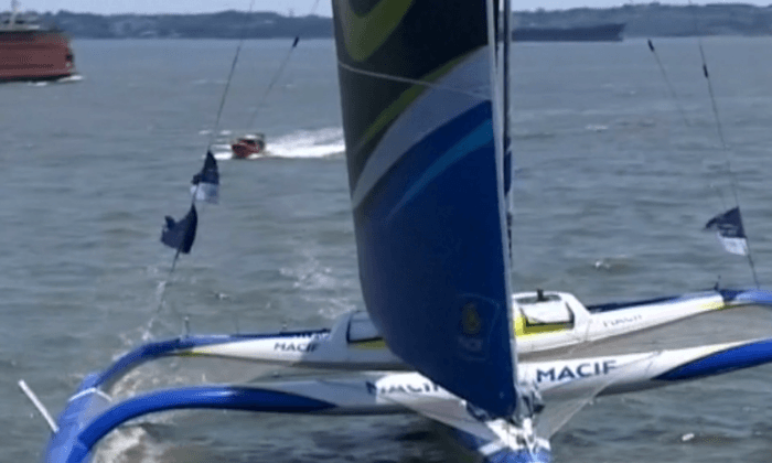 First Sailboat Finishes Bridge Race