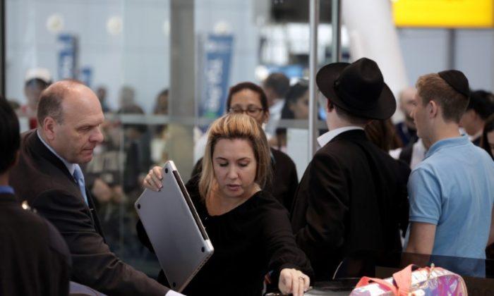 US to Impose Stricter Electronic Carry-on Airport Screening