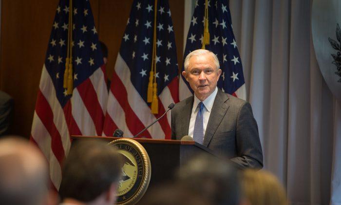 Sessions Puts Squeeze on Sanctuary Cities With New Funding Criteria