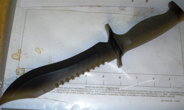 New Texas Law Allows Adults to Carry Swords, Machetes Longer Than 5.5 Inches