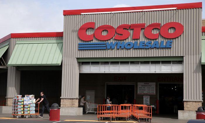 Costco’s Legendary Co-founder Dies at 74