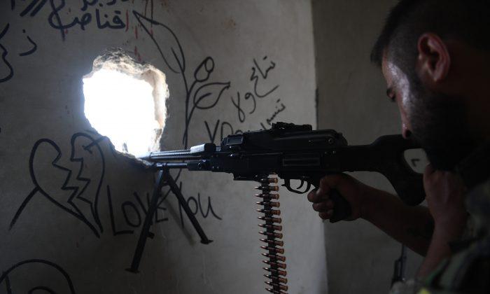 Heroic Soldier Turned Gun on Himself While Fighting ISIS