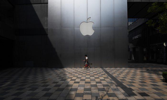 Apple and Amazon Leave Users in China Exposed