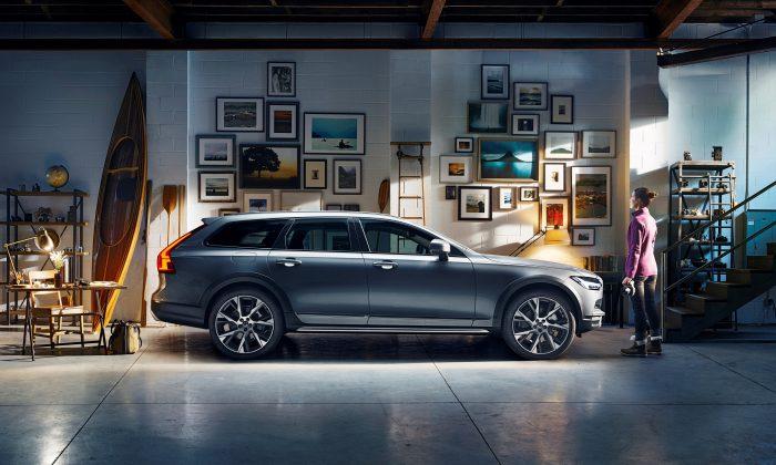 Volvo V90 Cross Country and Volvo V90: A Wagon For the Ages in Either Configuration