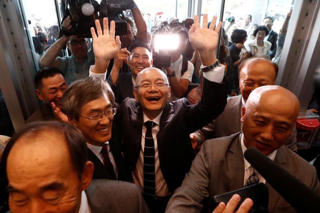 Canadian Church Welcomes Pastor Home From North Korean Prison