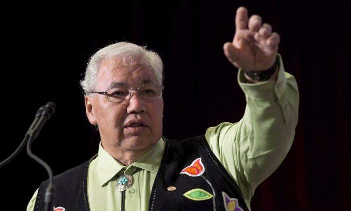 Honour Indigenous Heroes Instead of Debating Macdonald: Sinclair