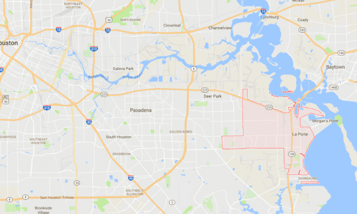 Residents East of Houston Smell Foul Order, Told to Stay Inside after Chemical Leak