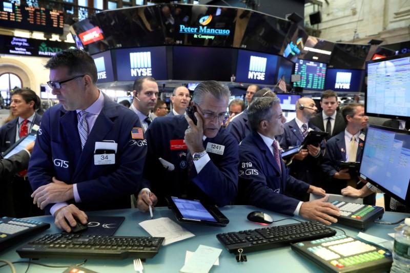Wall Street Opens Higher as Data Lowers Rate Hike View