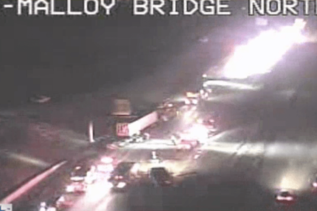 Truck Hauling Hurricane Harvey Relief Supplies Crashes, 2 Dead