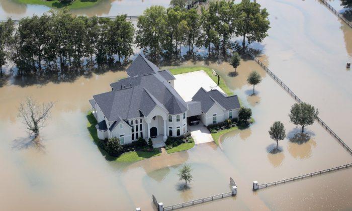 Texas Gets Fierce With Looters And Scammers