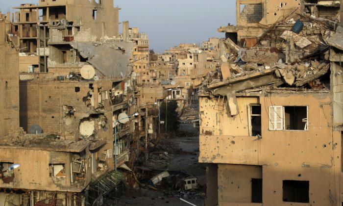 Syrian Army, Allies Break Islamic State Siege in Eastern City