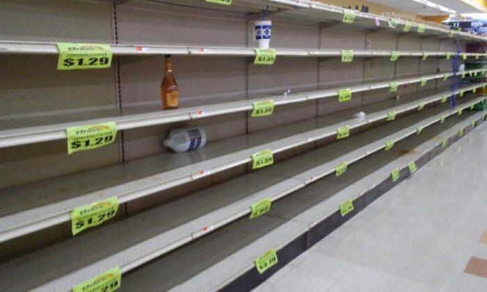 Floridians Buy Out Supermarkets Ahead of Irma