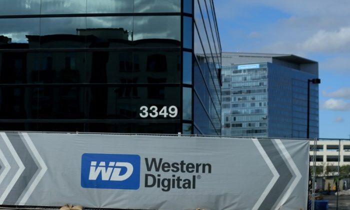 Apple Moves to Ward Western Digital Off Control of Toshiba Chips: Sources