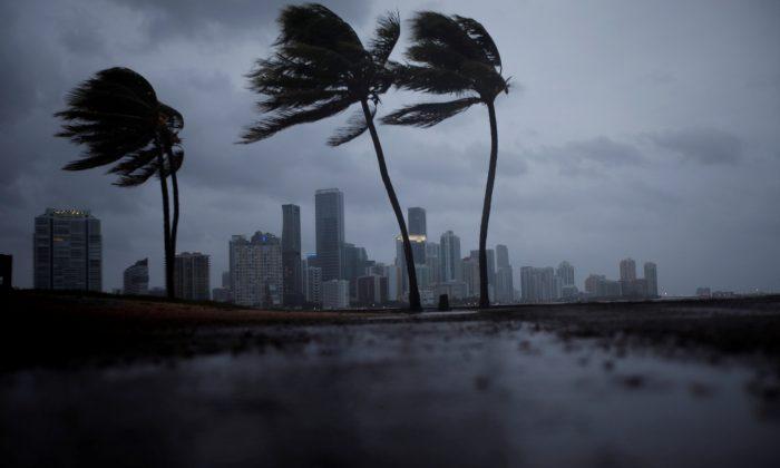Irma Strengthens as It Nears Florida With Deadly Storm Surges