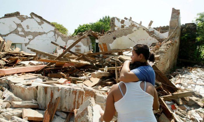 Mexico Rescinds Texas Aid Offer After Huge Quake