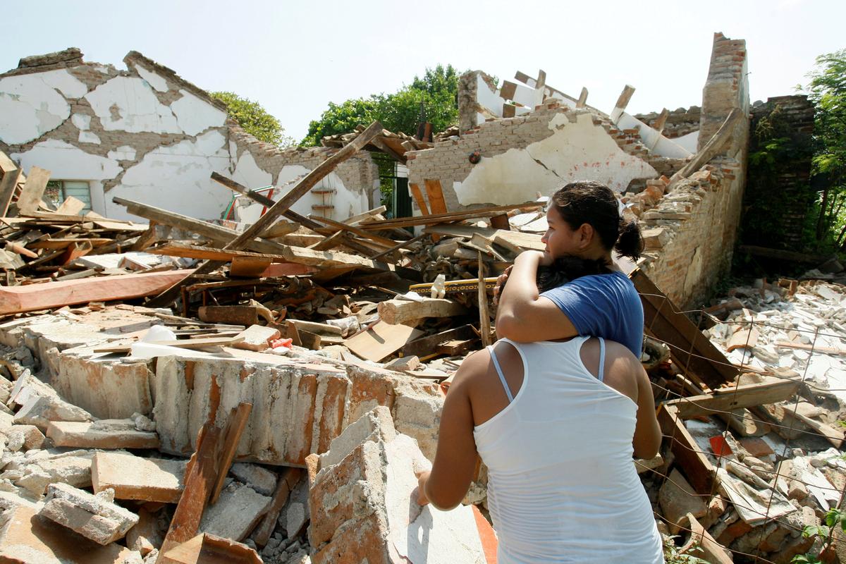 Mexico Rescinds Texas Aid Offer After Huge Quake