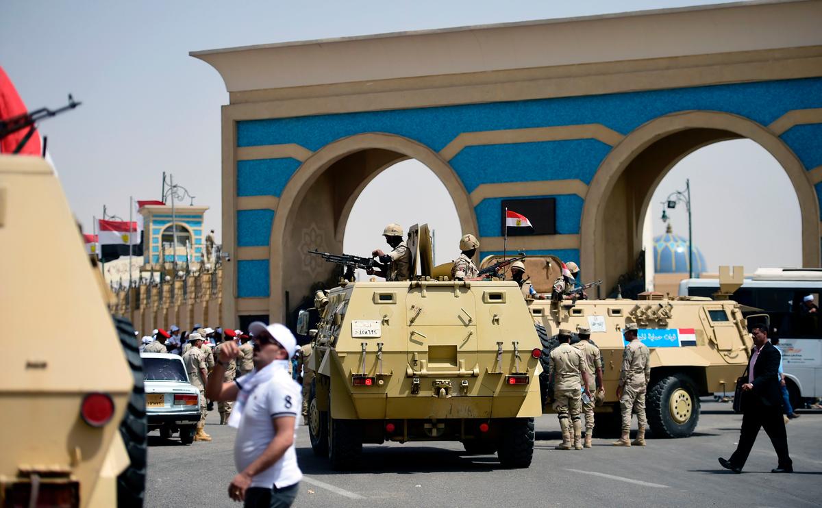 Egyptian Security Forces Kill 10 Suspected Terrorists in Cairo