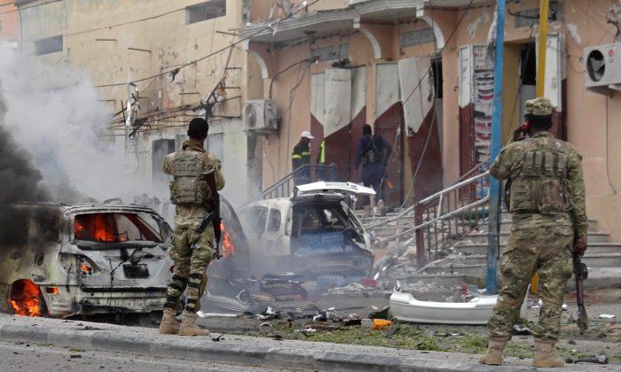 Suicide Bomber Kills Six People in Central Somalia: Police