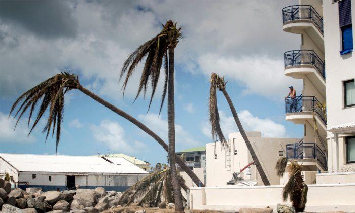 Looters Terrorizing Hotel Guests and Tourists on Hurricane-Devastated St. Maarten