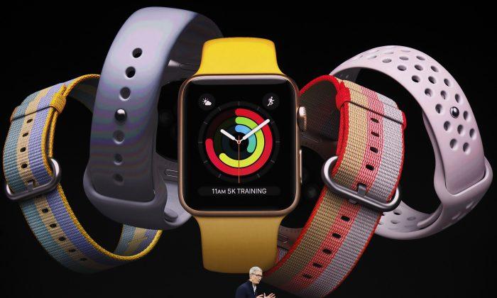 Apple Unveils Cellular Watch as New iPhone Awaited