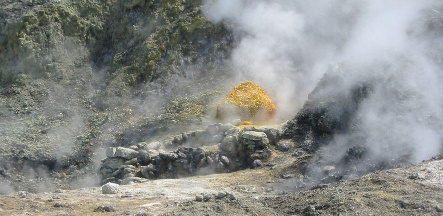 Family of 3 Die After Falling Into Italian Volcano