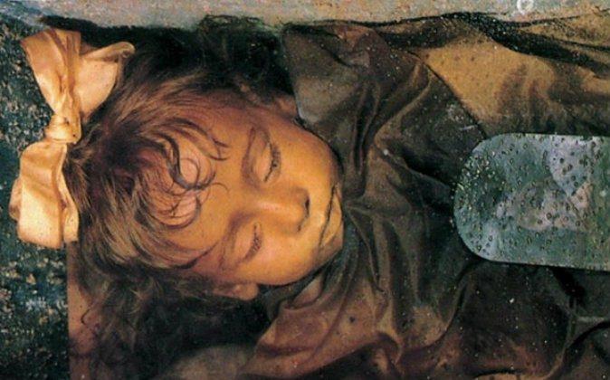 Mysterious Mummy Girl From Italy Continues to Baffle