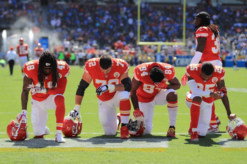 Reports: 200 Players Protested During US National Anthem on Sunday, Sept. 24