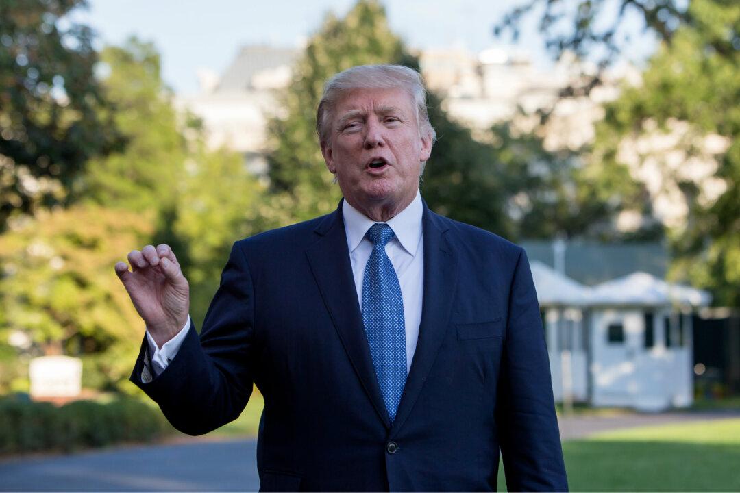 Trump Calls CNN Story on NFL Controversy a ‘Total Lie’