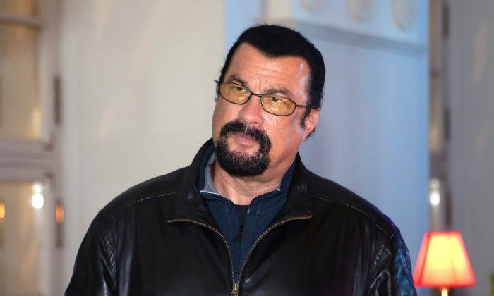 Steven Seagal Weighs In on NFL Protests: ‘Outrageous, Disgusting’