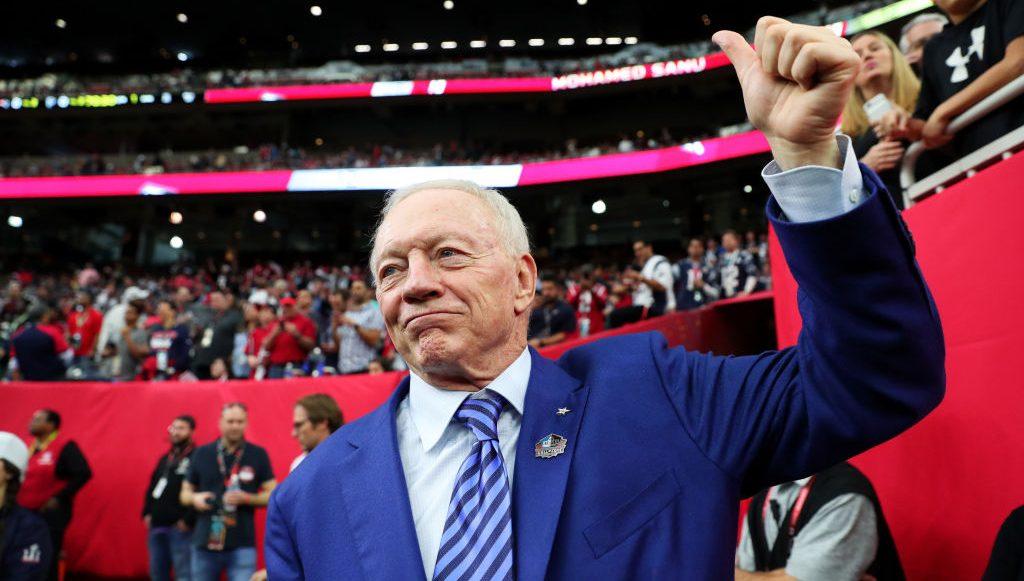 Dallas Cowboys Owner Tells President Trump Team Will Stand for National Anthem