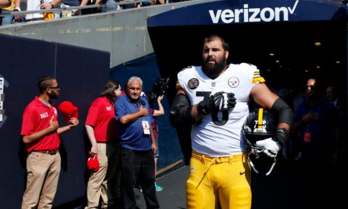 Steelers’ Alejandro Villanueva to Donate Jersey Proceeds to the Military