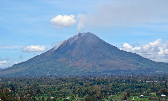 Indonesian Volcano Mount Sinabung Erupts in Sumatra