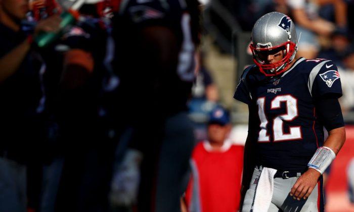 New England Patriots Fans Burn Team Jerseys in Protest of National Anthem Kneel