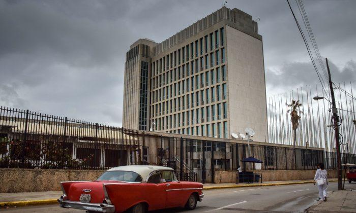 Most US Diplomatic Staff Pulled Out of Cuba After Mysterious Attacks