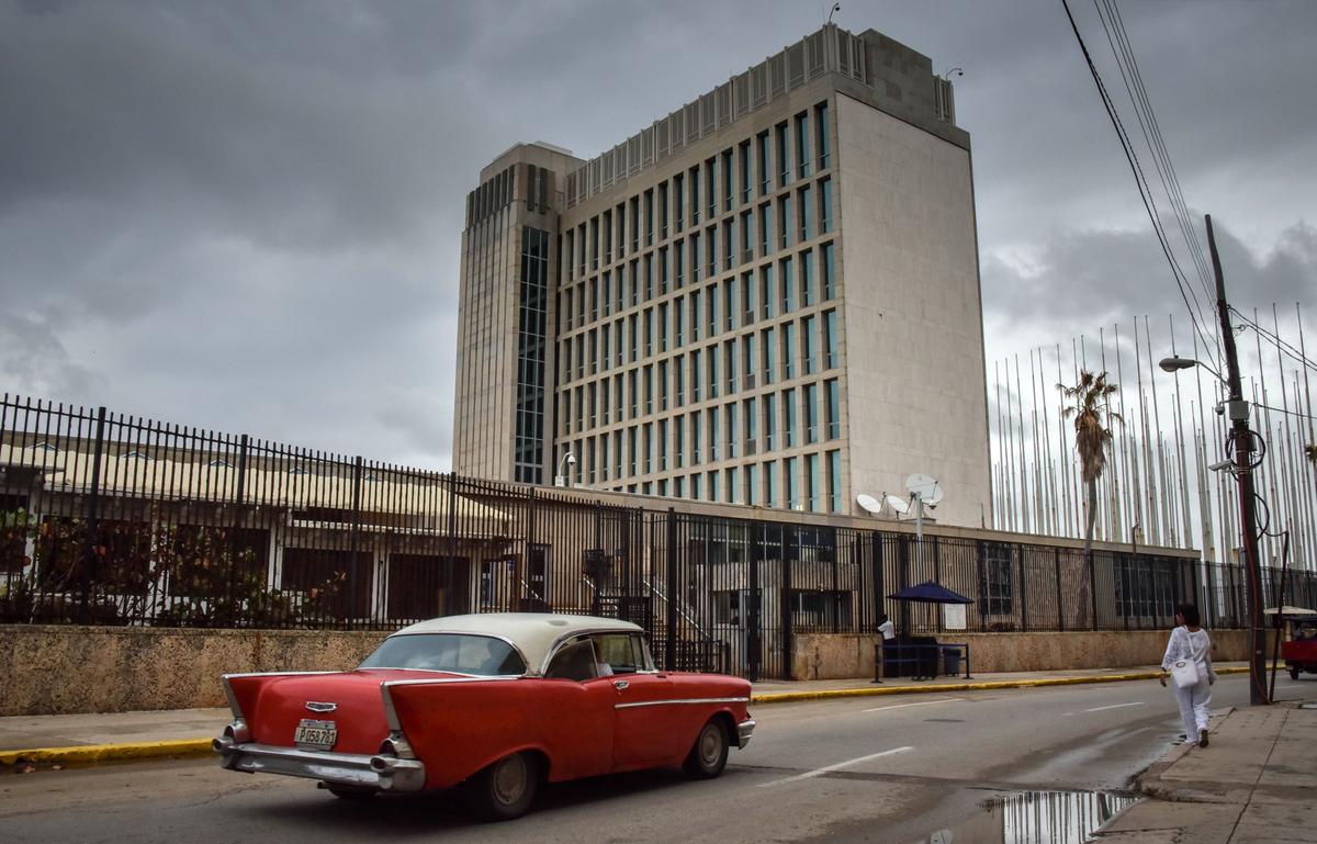 Most US Diplomatic Staff Pulled Out of Cuba After Mysterious Attacks