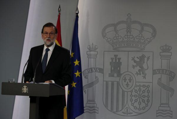Spain's Prime Minister Mariano Rajoy delivers a statement at the Moncloa Palace in Madrid, Spain, October 1, 2017. REUTERS/Sergio Perez