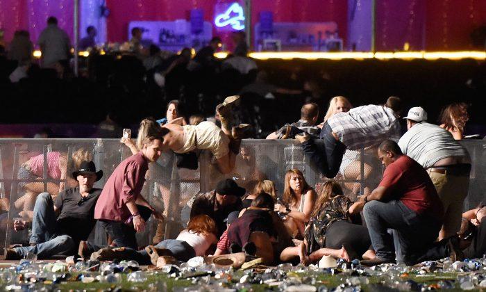 Woman in Iconic Photo of Vegas Shooting Finally Finds the Man She Helped