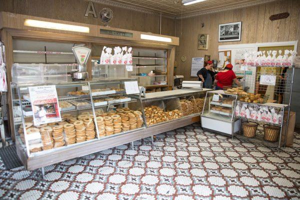 Inside Addeo Bakery. (Benjamin Chasteen/The Epoch Times)
